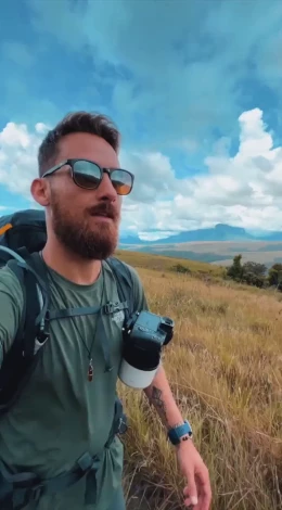 Aventura pelas trilhas do Monte Roraima com @faysonmerege